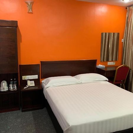 Id Hotel Segamat Esterno foto