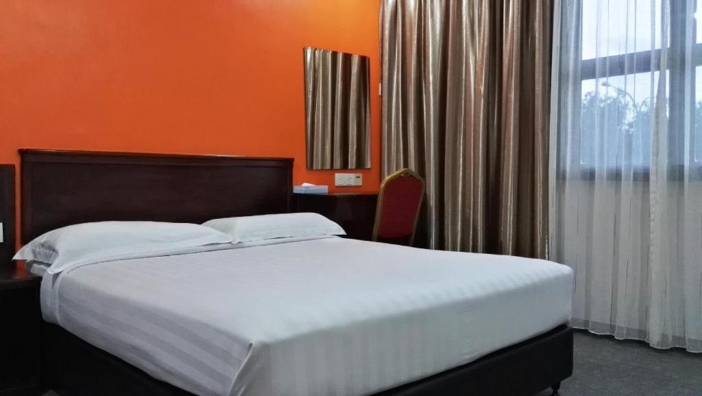 Id Hotel Segamat Esterno foto