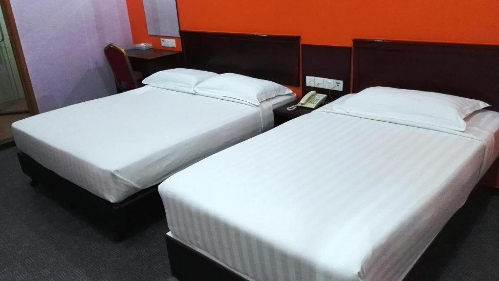 Id Hotel Segamat Esterno foto