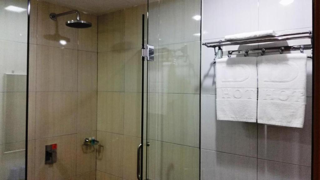 Id Hotel Segamat Esterno foto