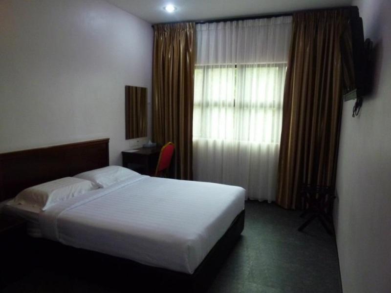 Id Hotel Segamat Esterno foto